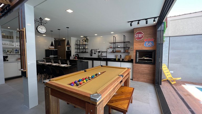 Casa Premium Piscina privativa e Hidro em Cond