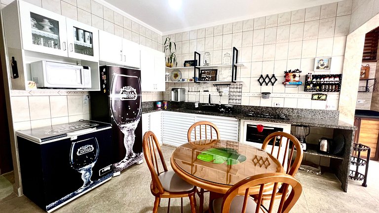 Perto do mar completa com piscina ,Hidro e sinuca