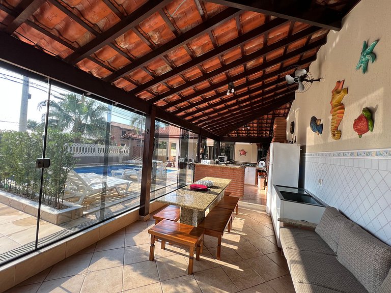 300 MTS Praia +Piscina +Hidro +Ar cond +Sinuca