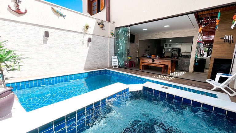Perto do mar completa com piscina e sinuca