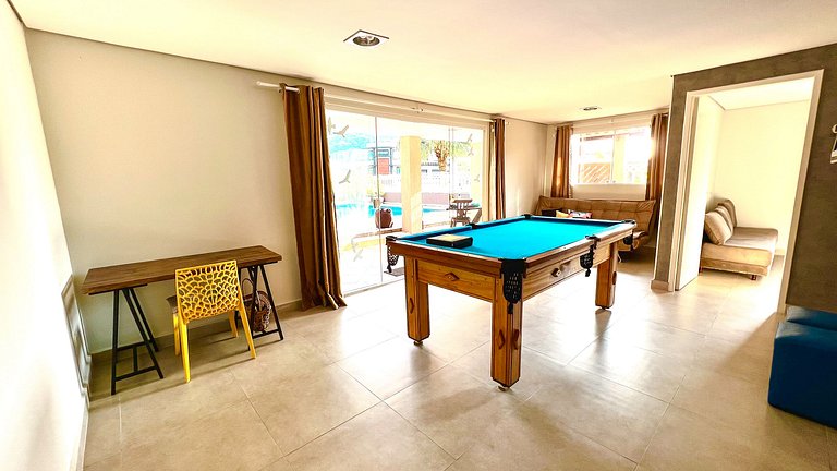 Praia/Piscina com Hidro/Sinuca 200 mts da praia