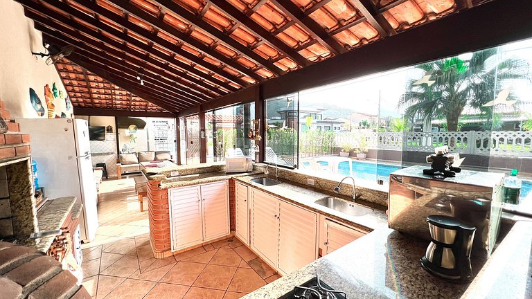 300 MTS Praia +Piscina +Hidro +Ar cond +Sinuca