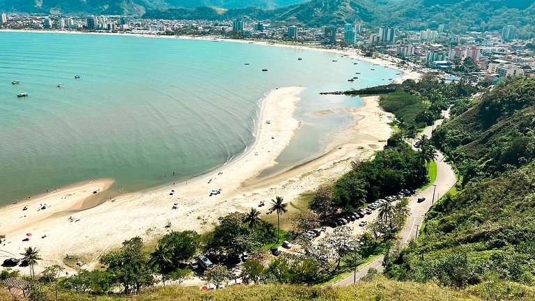 Perto do mar completa com piscina e sinuca