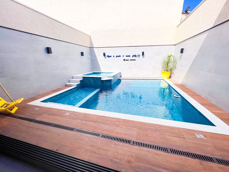 Perto do mar completa com piscina e sinuca