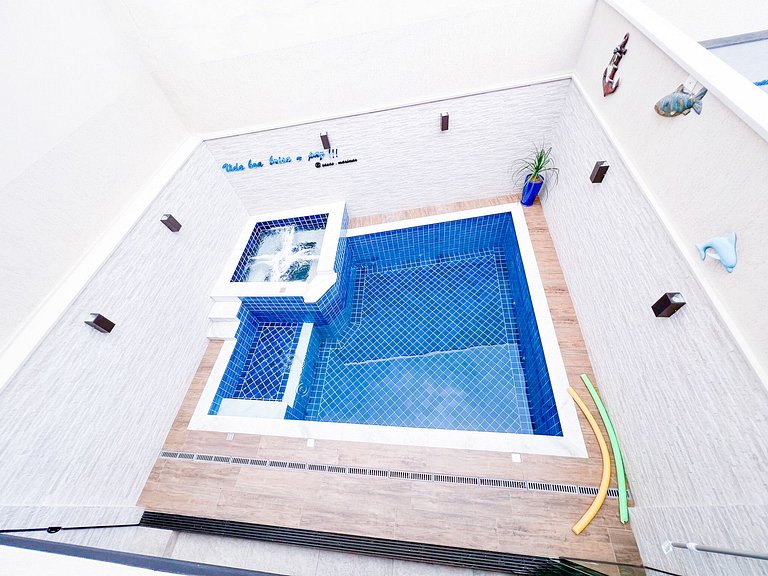 Perto do mar completa com piscina e sinuca
