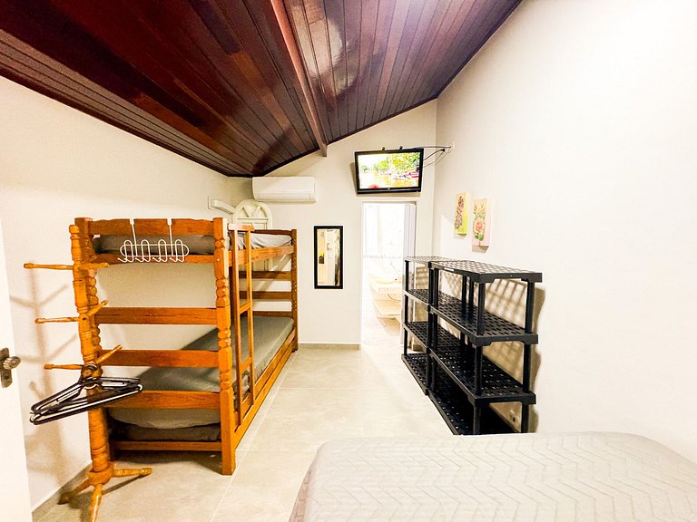 Praia/Piscina com Hidro/Sinuca 200 mts da praia