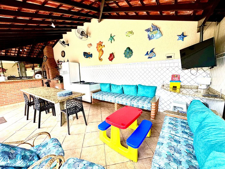 Praia/Piscina com Hidro/Sinuca 200 mts da praia