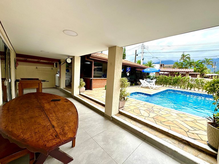 Casa com Piscina Privativa,Área Gourmet 200 praia