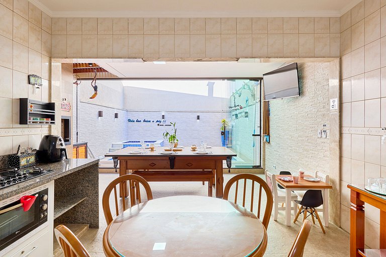Perto do mar completa com piscina ,Hidro e sinuca